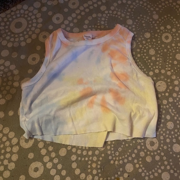 Tie die, crop top. - Picture 1 of 1